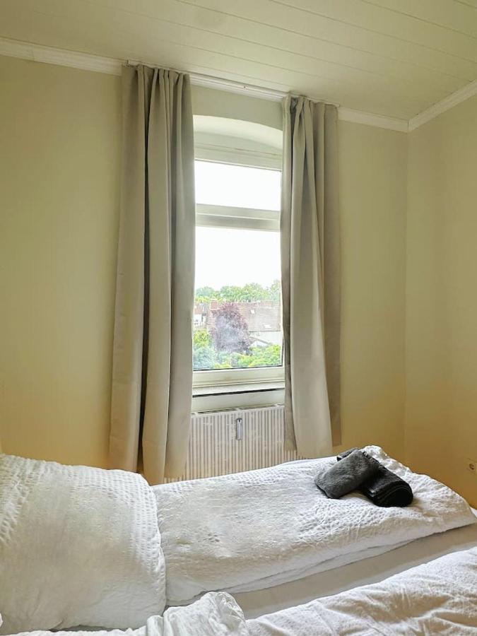 2 Schlafzimmer Waschenspuelmaschine Duisburgo Esterno foto
