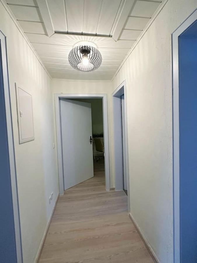 2 Schlafzimmer Waschenspuelmaschine Duisburgo Esterno foto