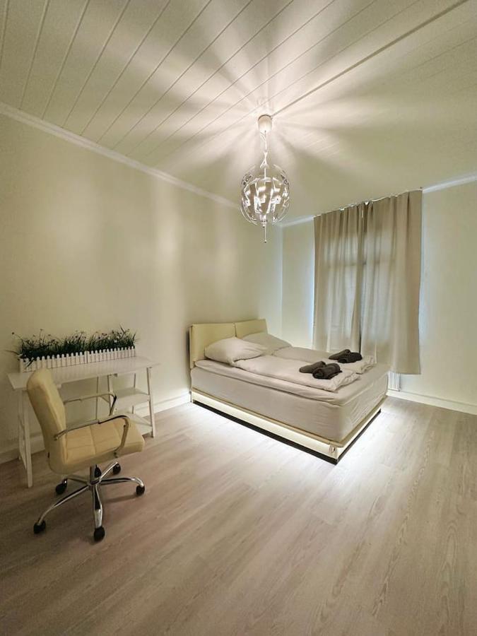 2 Schlafzimmer Waschenspuelmaschine Duisburgo Esterno foto